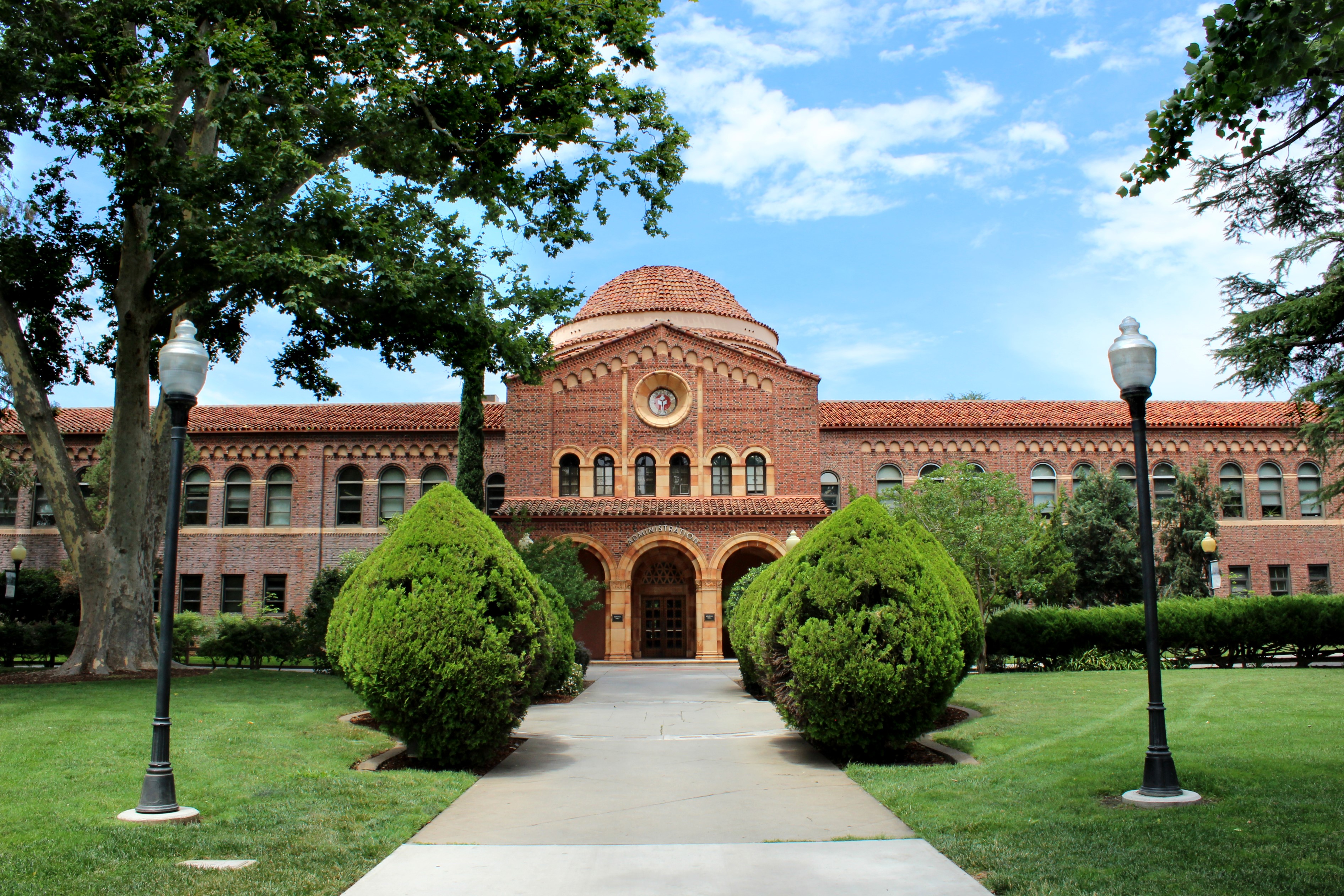 California_State_University,_Chico_-_panoramio_(6)